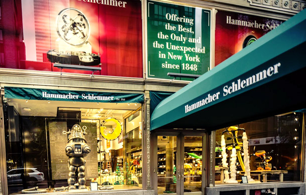 this-holiday-wow-factor-shop-windows-hammacher-schlemmer
